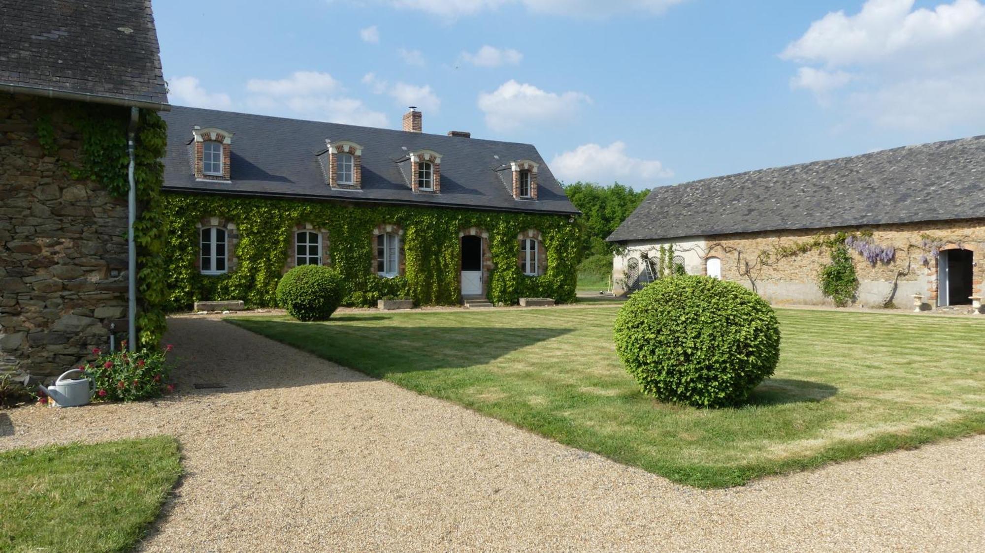 Bed and Breakfast La Petite Lande à Ménil Extérieur photo
